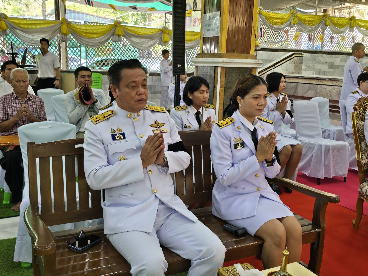 title -  ปฏิรูปที่ดินจังหวัดเพชรบุรี พร้อมด้วยเจ้าหน้าที่สำนักงานการปฏิรูปที่ดินจังหวัดเพชรบุรี ร่วมพิธีบรรพชาสามเณรและบวชศีลจาริณี ตามโครงการบรรพชาอุปสมบทพระภิกษุสามเณรและบวชศีลจาริณีภาคฤดูร้อน จังหวัดเพชรบุรี ประจำปี 2569